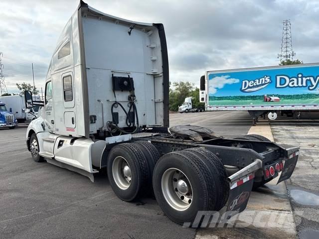 Kenworth T680 Tractor Units