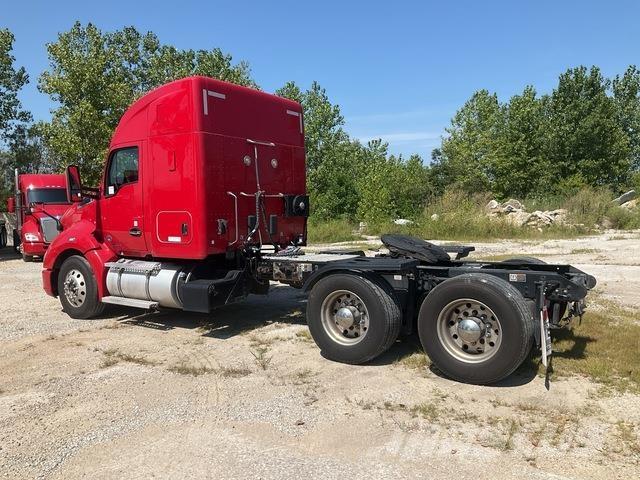 Kenworth T680 Tractor Units
