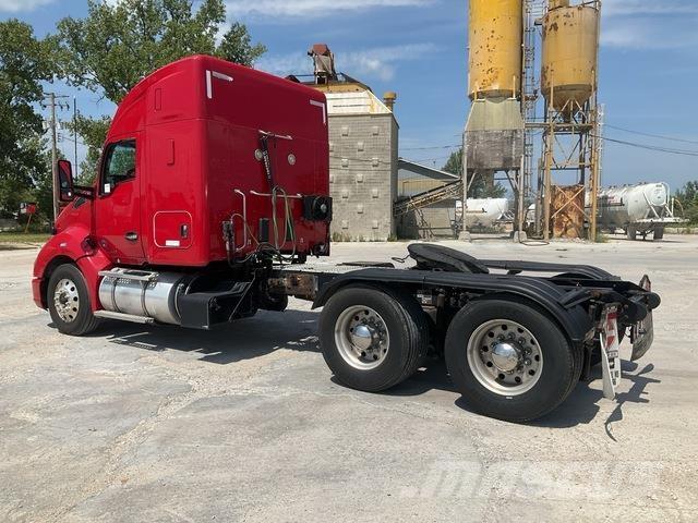 Kenworth T680 Tractor Units
