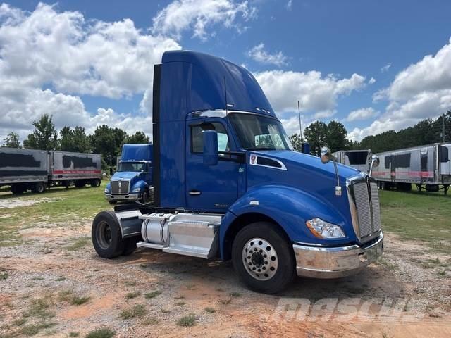 Kenworth T680 Tractor Units