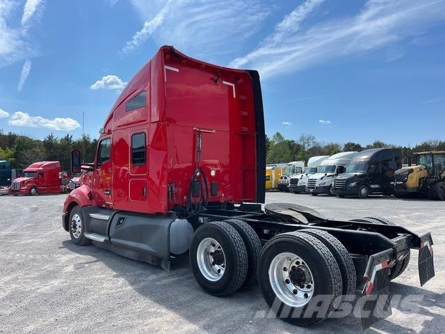 Kenworth T680 Tractor Units