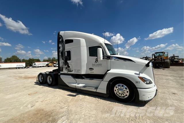 Kenworth T680 Tractor Units