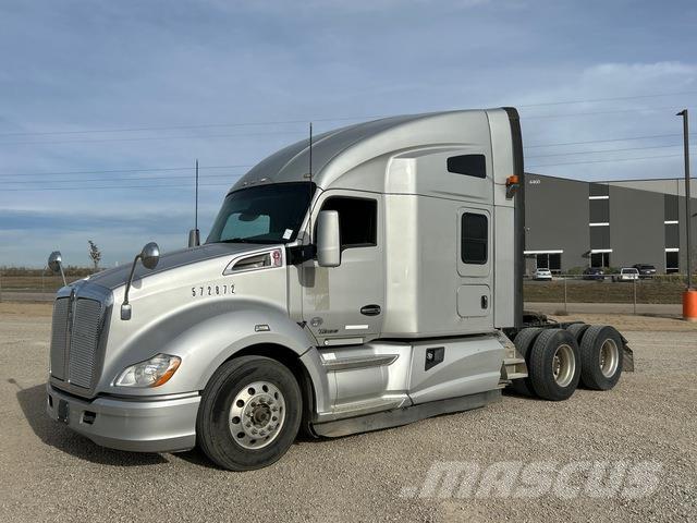 Kenworth T680 Tractor Units