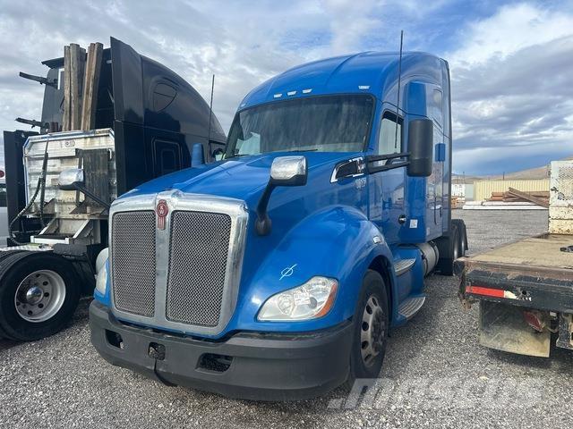 Kenworth T680 Tractor Units
