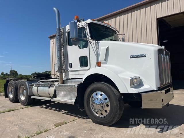 Kenworth T800 Tractor Units