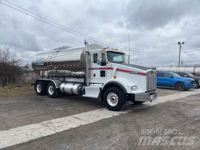 Kenworth T800 Water tankers