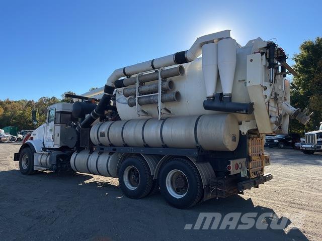 Kenworth T800 Combi / vacuum trucks