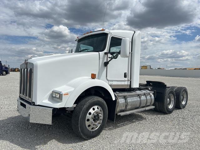 Kenworth T800 Tractor Units