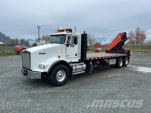 Kenworth T800 Crane trucks