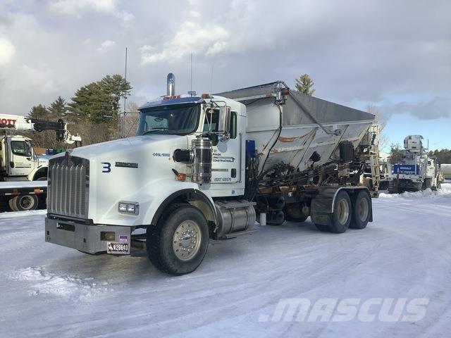 Kenworth T800 Concrete Stone machines