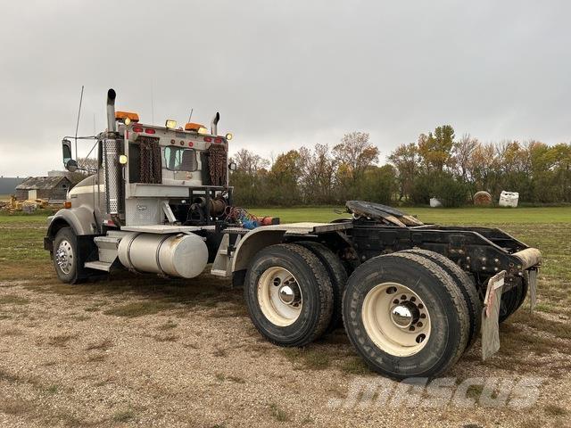 Kenworth T800B Recovery vehicles