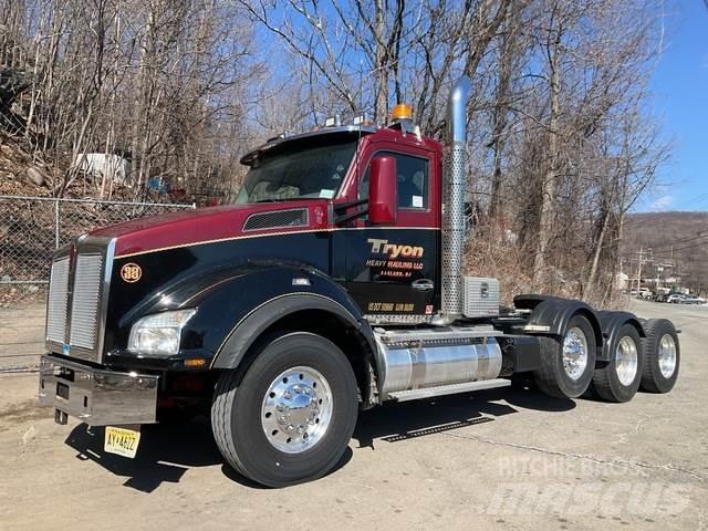 Kenworth T880 Tractor Units