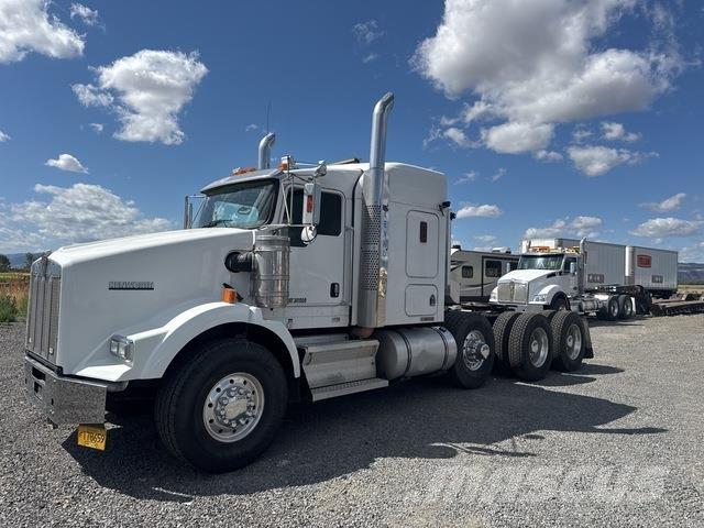 Kenworth T880 Tractor Units
