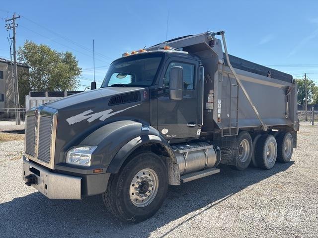 Kenworth T880 Tipper trucks