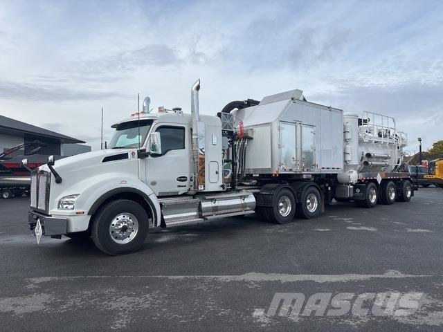 Kenworth T880 Combi / vacuum trucks