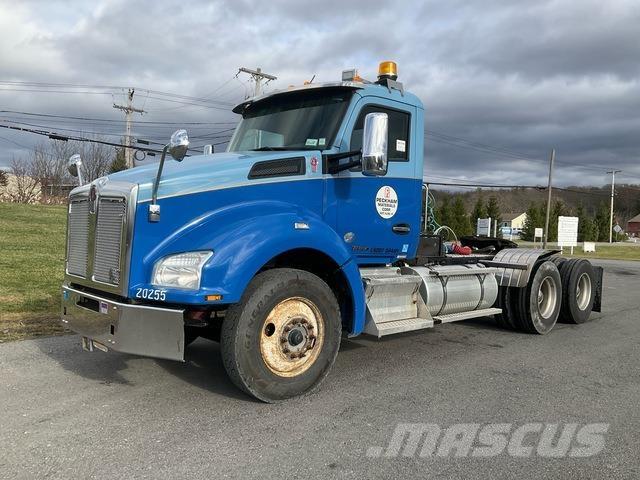 Kenworth T880 Tractor Units
