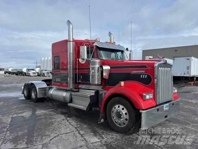 Kenworth W900 Tractor Units
