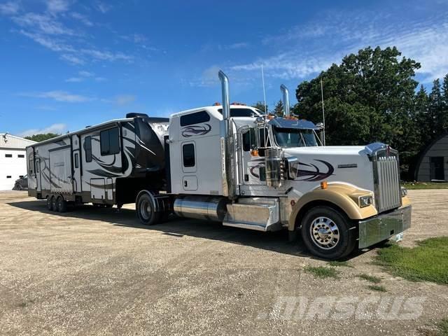 Kenworth W900 Tractor Units