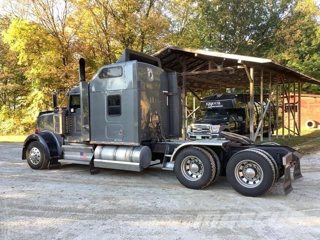 Kenworth W900 Tractor Units