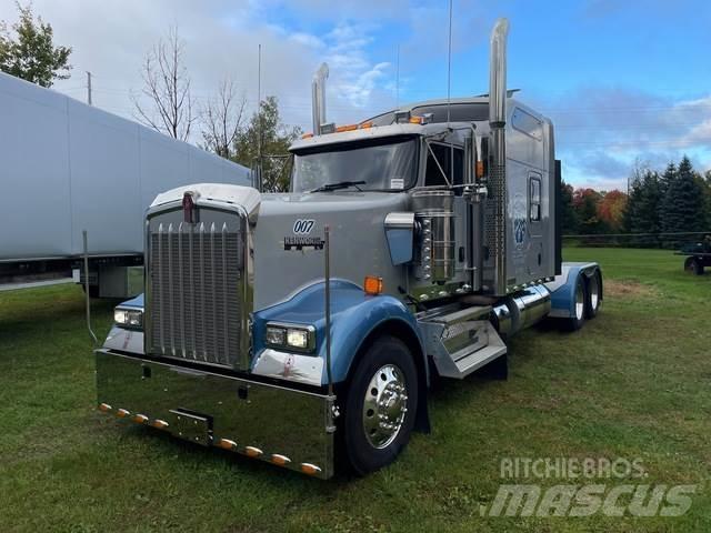 Kenworth W900L Tractor Units