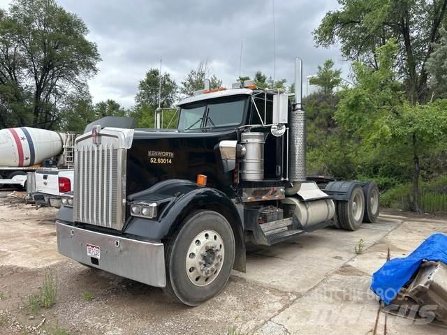 Kenworth W900L Tractor Units