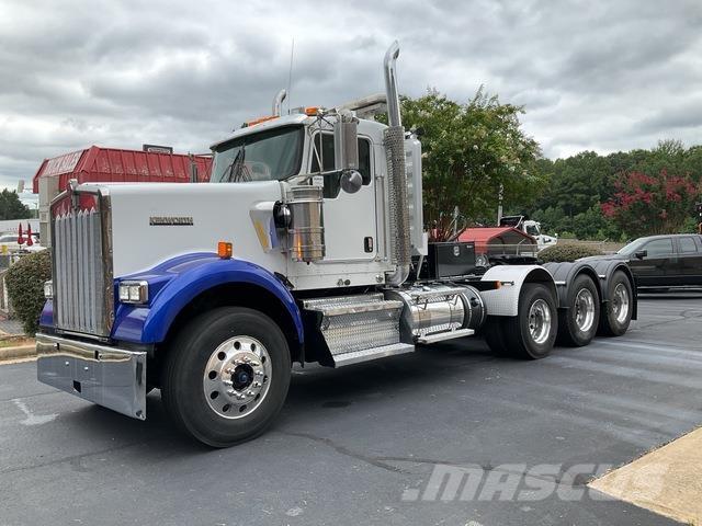 Kenworth W900L Tractor Units