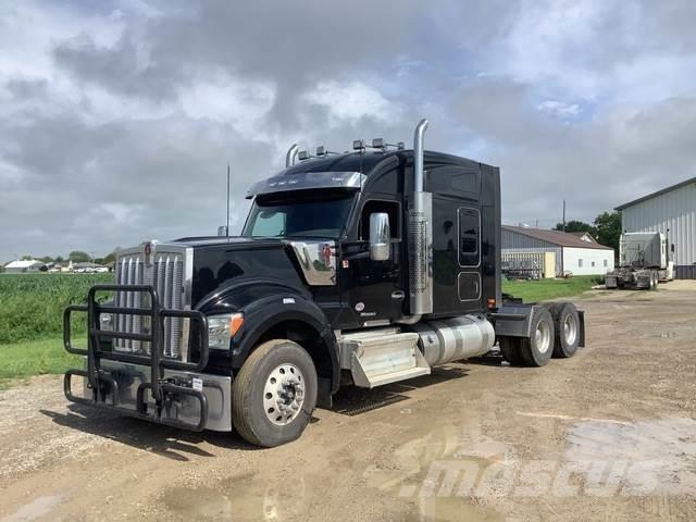 Kenworth W990 Tractor Units