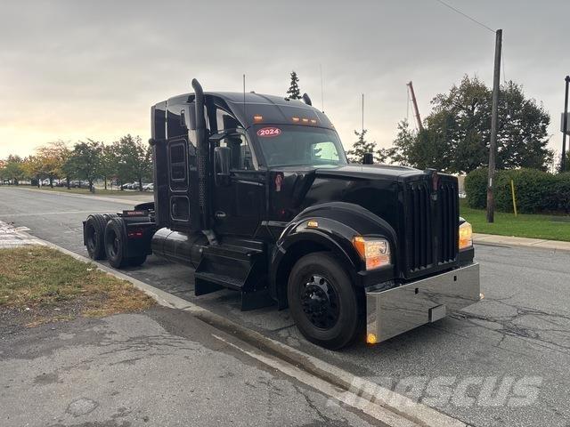Kenworth W990 Tractor Units