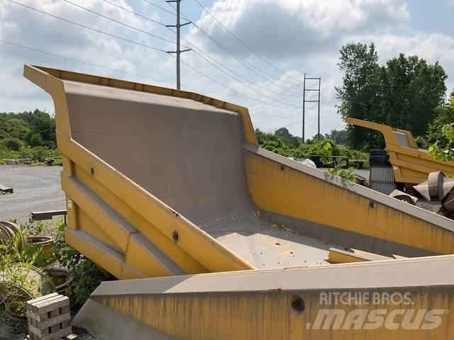 Komatsu  Box body