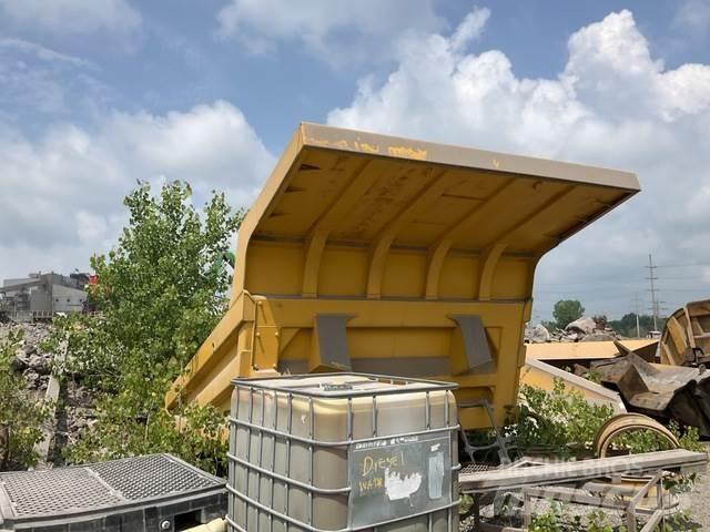 Komatsu  Box body