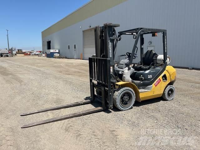 Komatsu FG25T Construction - Others