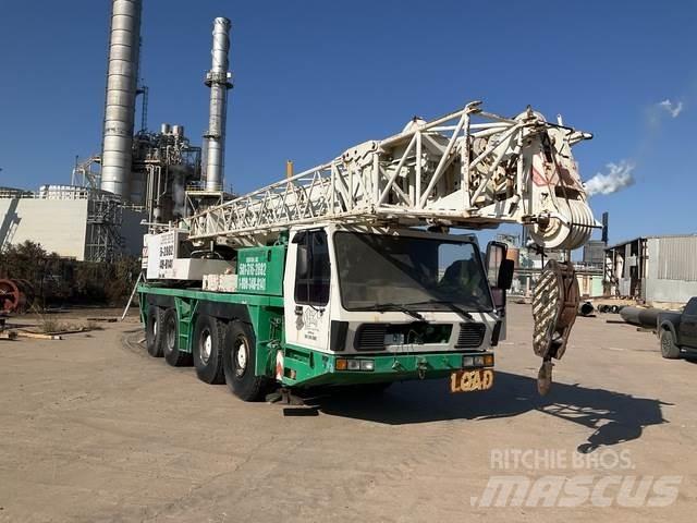 Krupp KMK4080 All terrain cranes