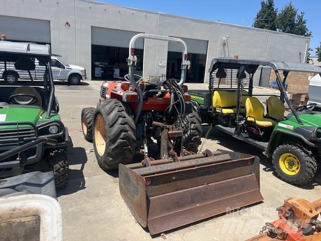 Kubota L3010D Compact tractors