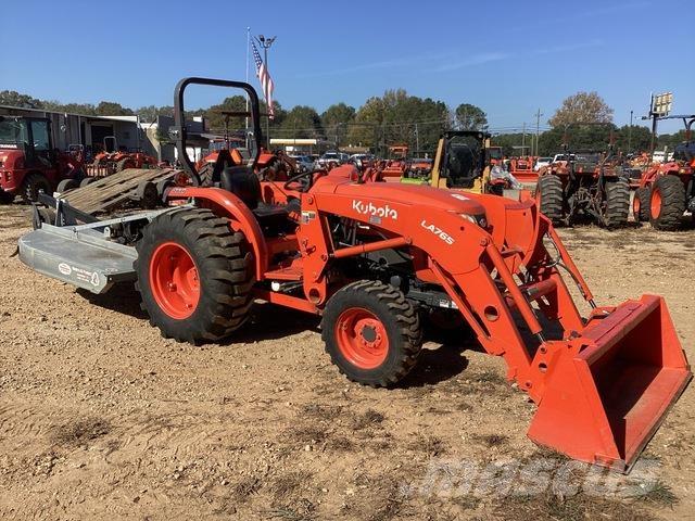 Kubota L4701DT Compact tractors