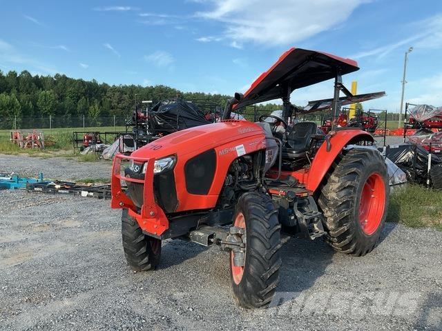 Kubota M5-111D Compact tractors