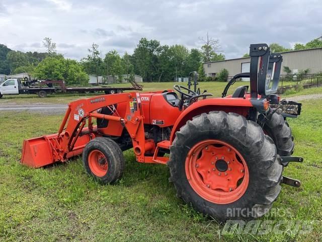 Kubota MX4700F Compact tractors
