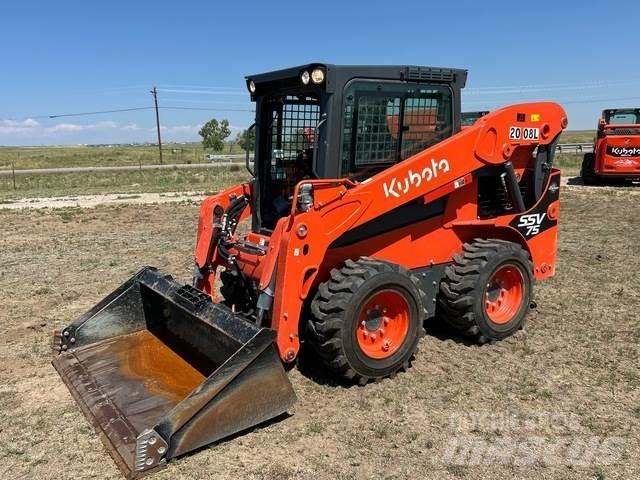 Kubota SSV75 Skid steer loaders