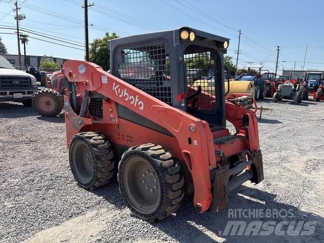 Kubota SSV75H Skid steer loaders
