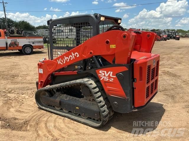 Kubota SVL75-2 Skid steer loaders