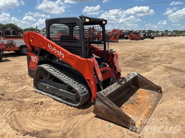 Kubota SVL75-2 Skid steer loaders