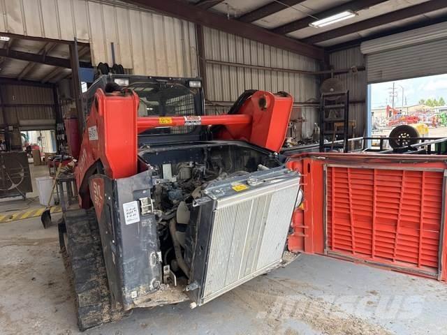 Kubota SVL97-2 Skid steer loaders