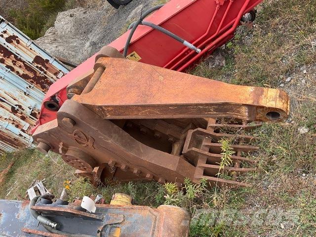 Labounty RCS80 Pulveriser  (Demolition Crusher ) 