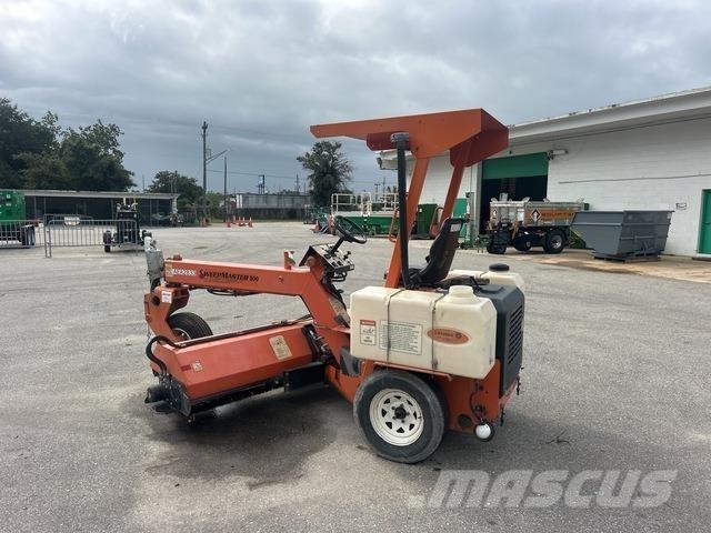 Lay-Mor SM300 Indoor sweepers