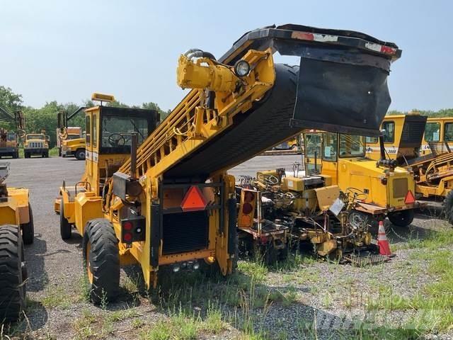 LeeBoy 3000 Conveyors