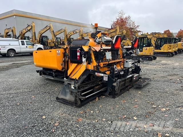 LeeBoy 8520 Asphalt pavers