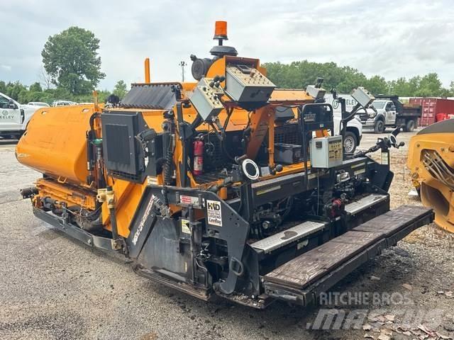 LeeBoy 8520B Asphalt pavers