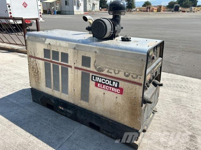 Lincoln DC600 Welding machines
