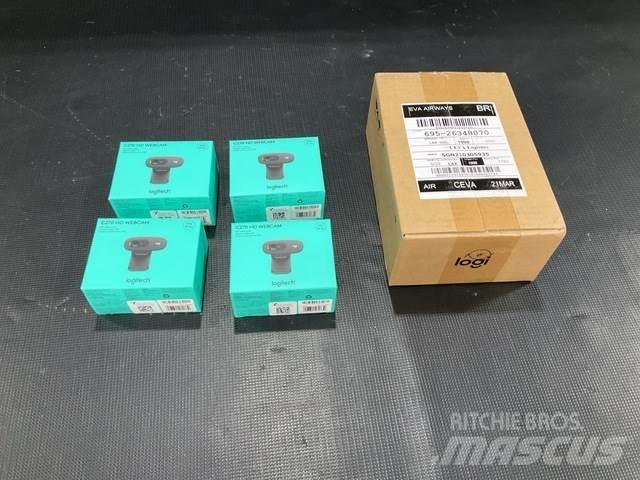  Logitech C270 Construction - Others