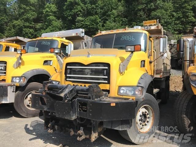 Mack 700 Snow blades and plows