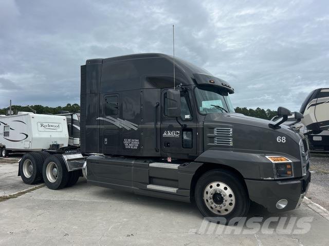 Mack AN64T Tractor Units